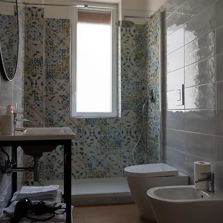 Maison Marechiara بيت ضيافة 3*