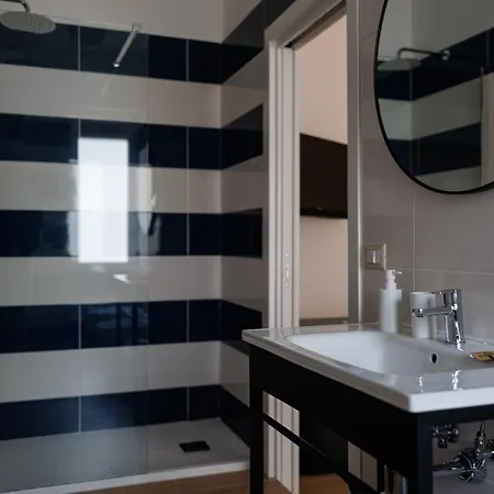 بيت ضيافة Maison Marechiara كاستيلاّماري دي ستا