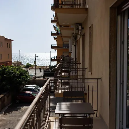 بيت ضيافة Maison Marechiara